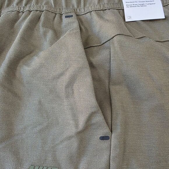 Nike Tech Fleece Shorts Olive Green Men's XL Lightweight Knit Side Zip Pocket LE - Picture 5 of 12